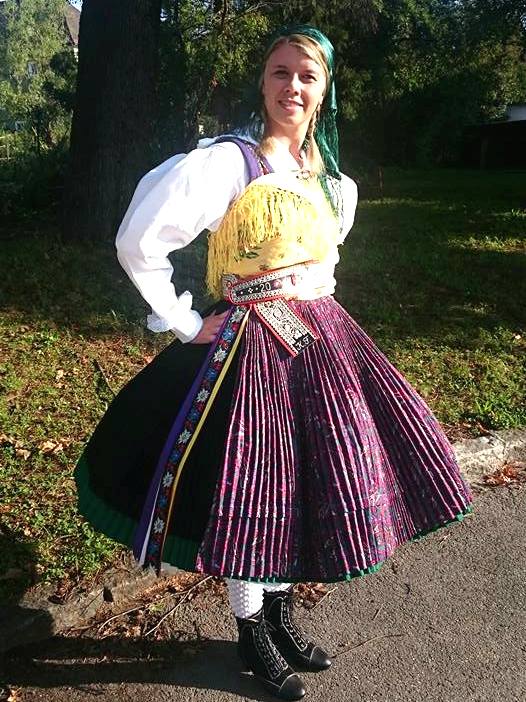 Gailtaler Frauentracht Kathrin Fischer