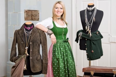 Seenberg: Schmuckstücke aus Österreich mit Swarovski Kristallen, edlem Hirschhorn, Fuchszähnen, Rehhufen, Dachsbärten, Bergkristallen und echtem Horn.