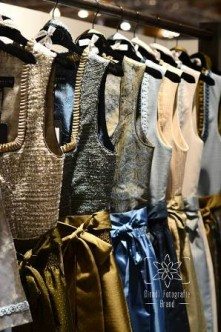 Kinga Mathe Dirndl Kollektion Herbst 2015 blau