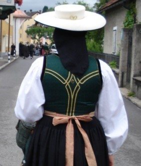 Rücken Ischler Festtracht