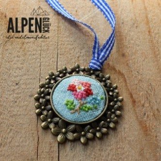 Alpenglück Kette mit Stick