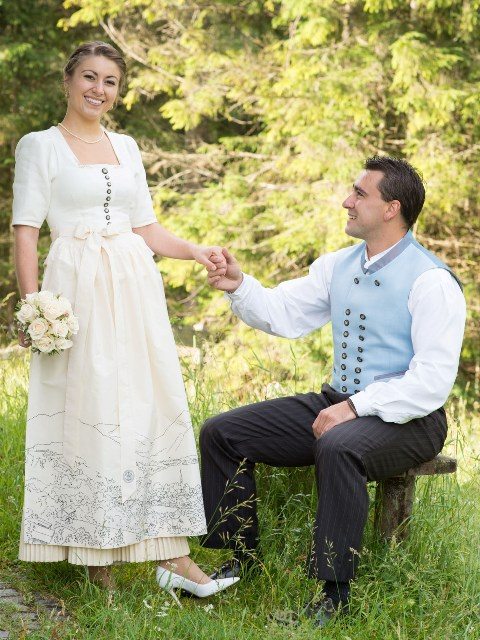 Schlierseer Hochzeitsdirndl