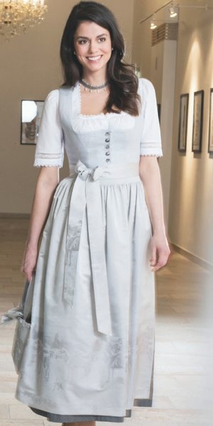 Schauer Sisi.Dirndl Bild: Wolfgang Stadler