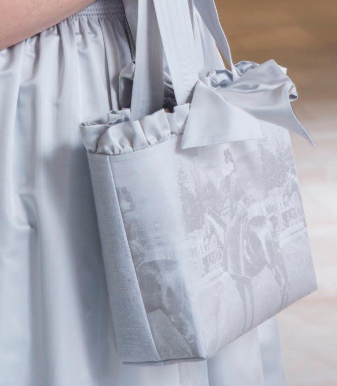 Tasche zum Schauer Sisi.Dirndl Bild: Wolfgang Stadler