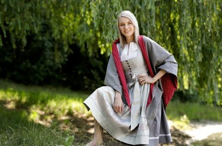 Tücher als Hingucker zu Dirndl & Lederhose