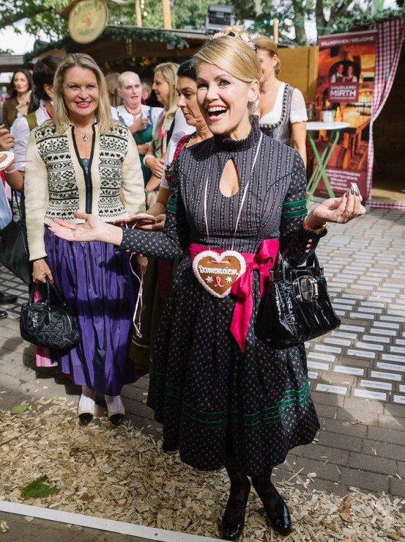 Evelyn Rillé in Laura Tschiltsch - © Dorelies Hofer