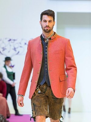 Wiesnkönig Sakko in Trendfarbe Herbst 2017