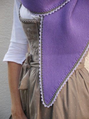 Stricktuch Dreitracht Farbe des Jahres 2018 Ultra Violett