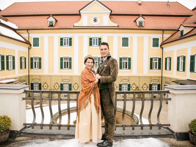 Verlobung im Jagdschloss