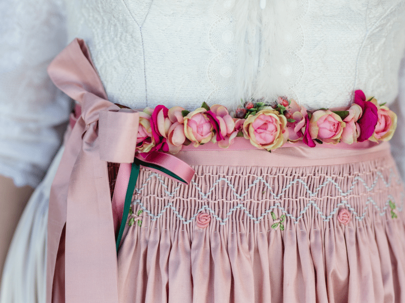 Blumengürtel zum Dirndl